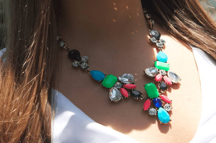 fashion style missyonmadison bling blogger fashionblog statementnecklace colorfulnecklace jewels jewelry 