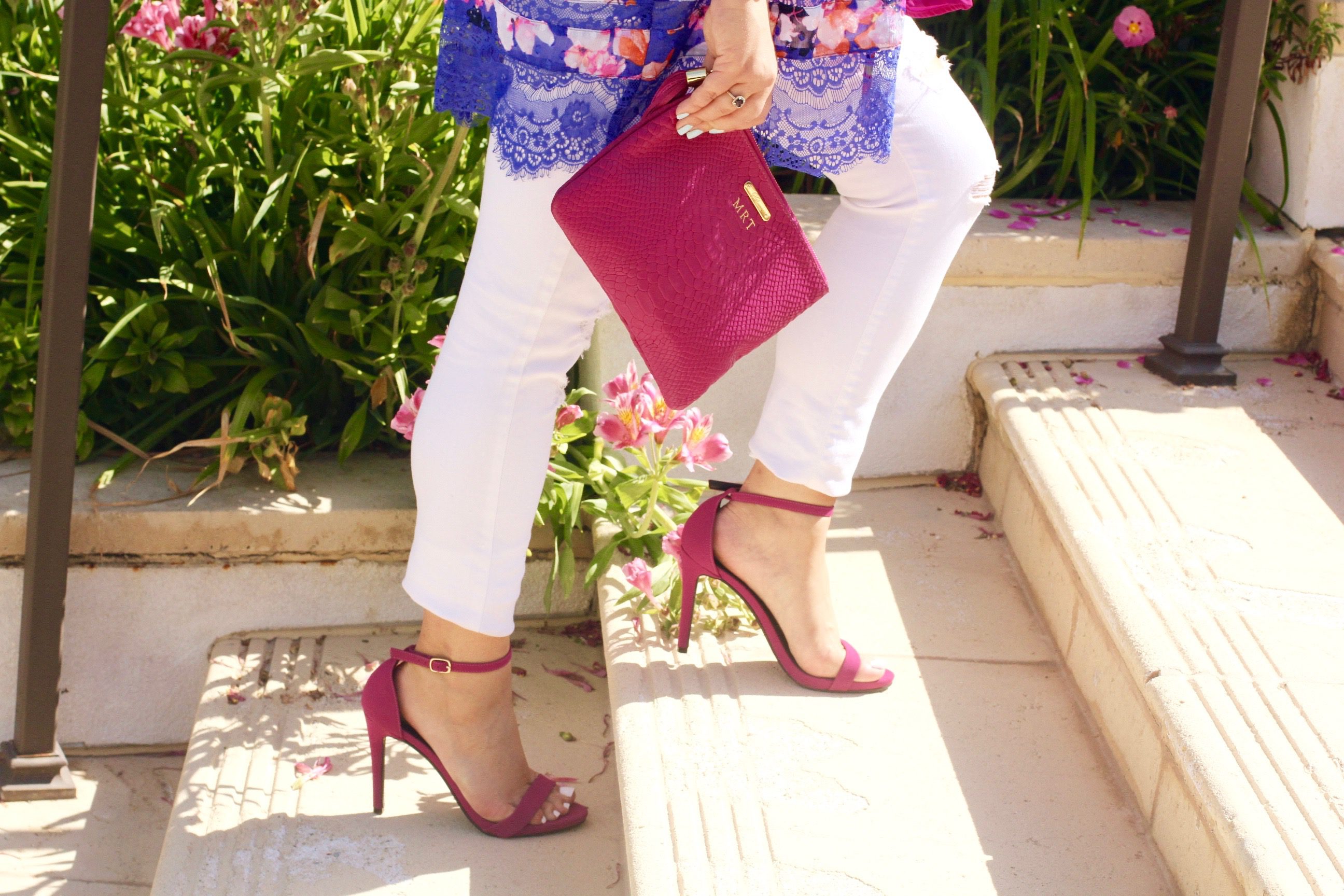 missyonmadison, melissa tierney, floral kimono, fuschia ankle strap heels, fuschia ankle strap sandals, fuschia heels, old navy, white skinny jeans, old navy white rockstar jeans, gigi ny clutch, gigi ny, gigi ny magenta clutch, kendra scott, kendra scott rayne necklace, mirrored aviators, pink mirrored aviators, pink chiffon camisole, apt 9 camisole, fashion blogger, style blogger, spring style,